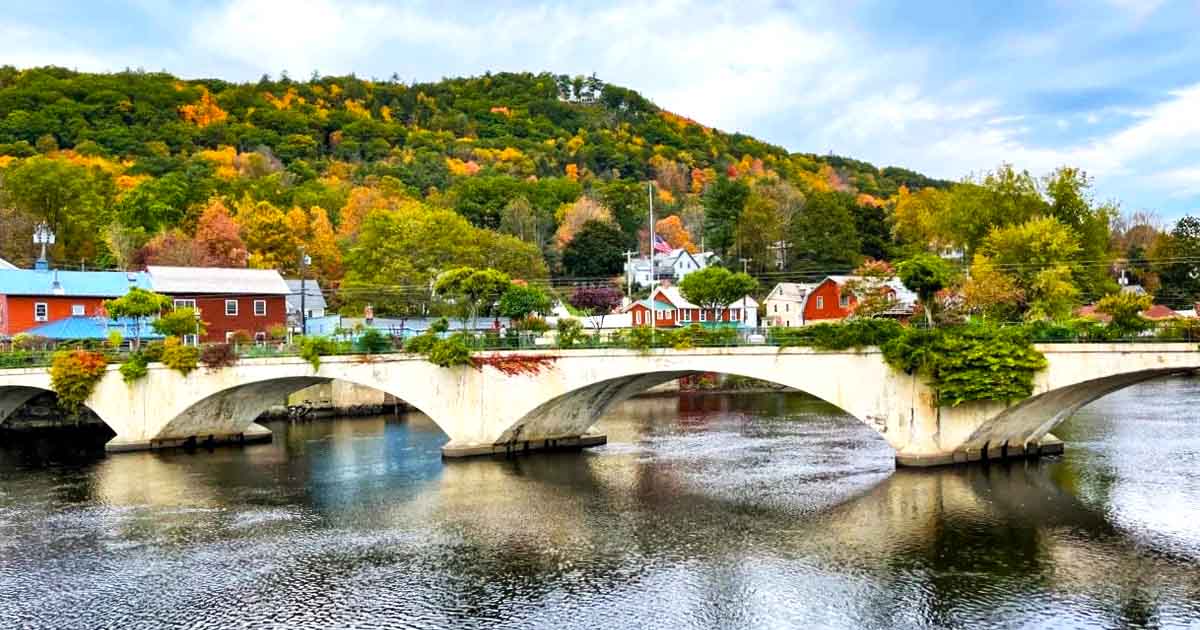 8 Gorgeous Towns In Massachusetts Perfect For Your Next Weekend Adventure
