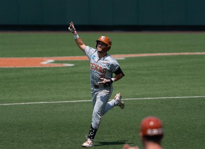 Texas baseball reloads infield with familiar faces, new fire for 2026 season