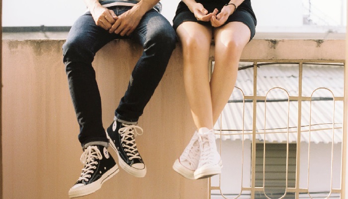 The harsh reality of losing guy friends once you get a boyfriend