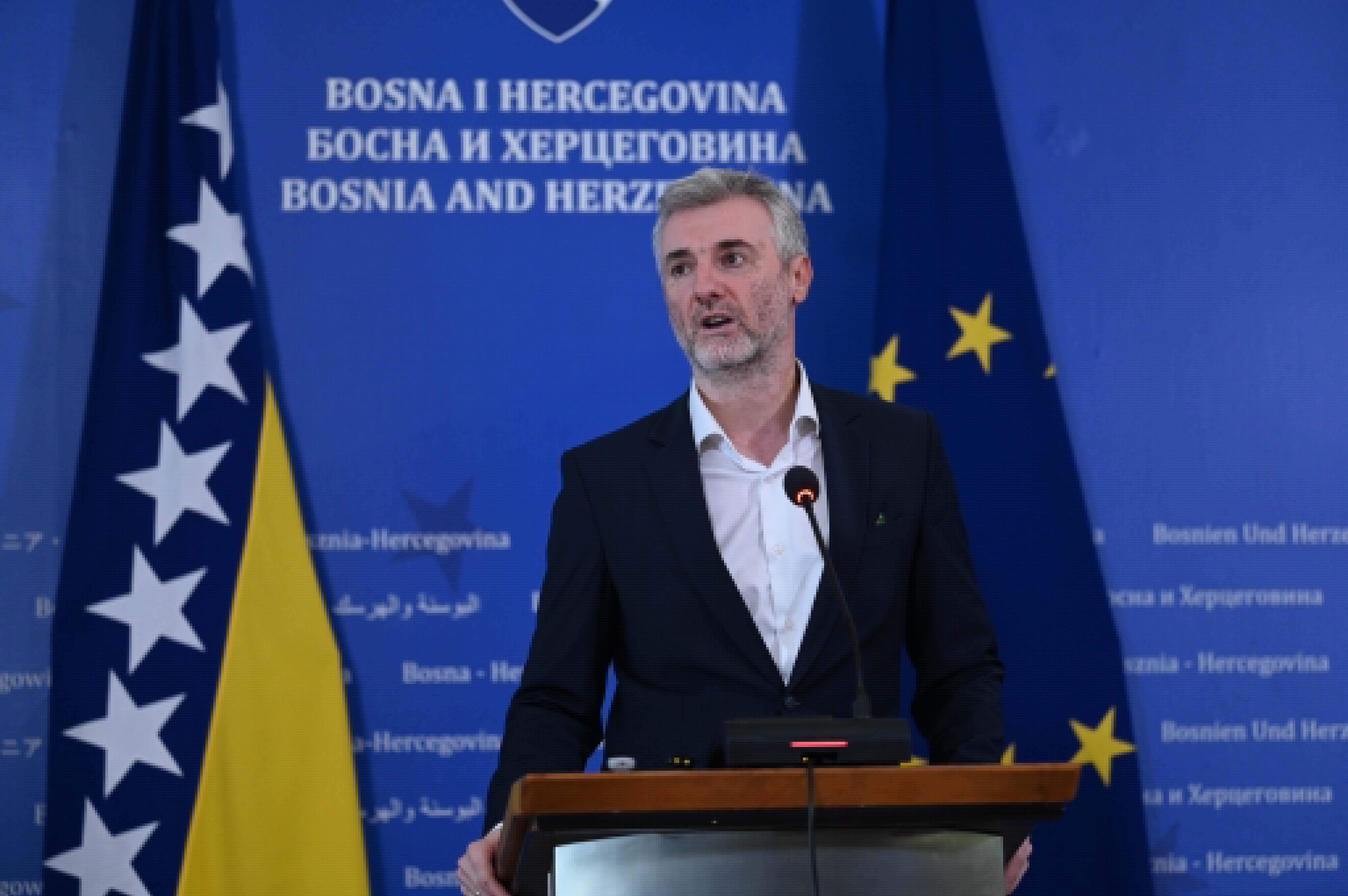 Forto: SNSD blokira procese važne za razvoj zemlje (VIDEO)
