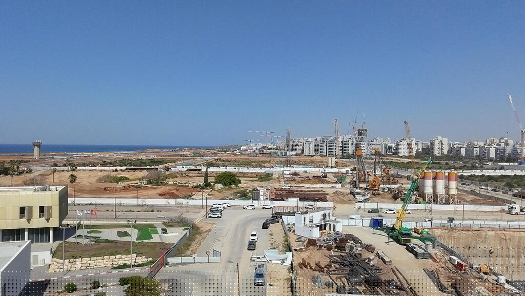 Un proyecto de viviendas de lujo en Tel Aviv enfrenta una demanda por contaminación