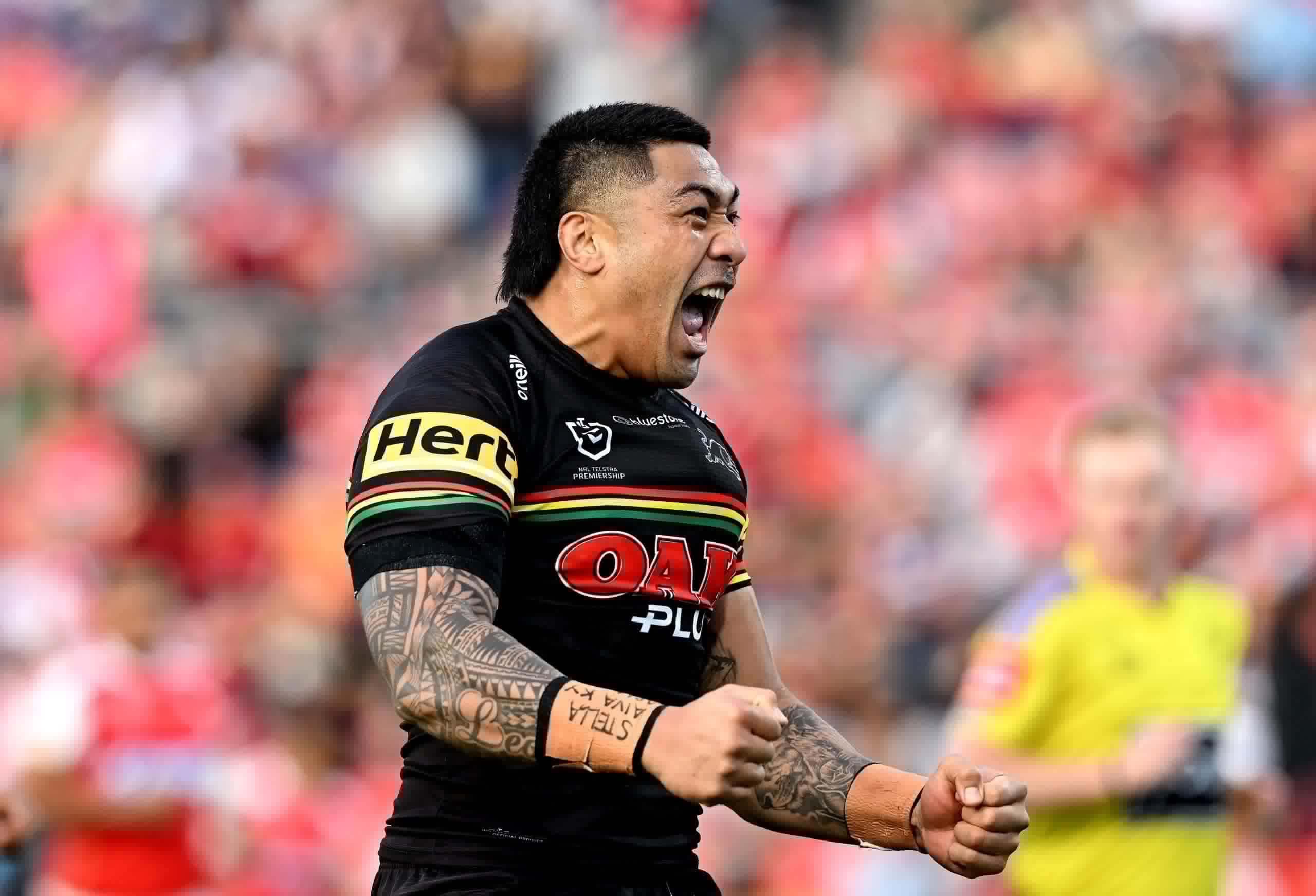 Dad’s army: Why Broncos’ latest contract link makes no sense