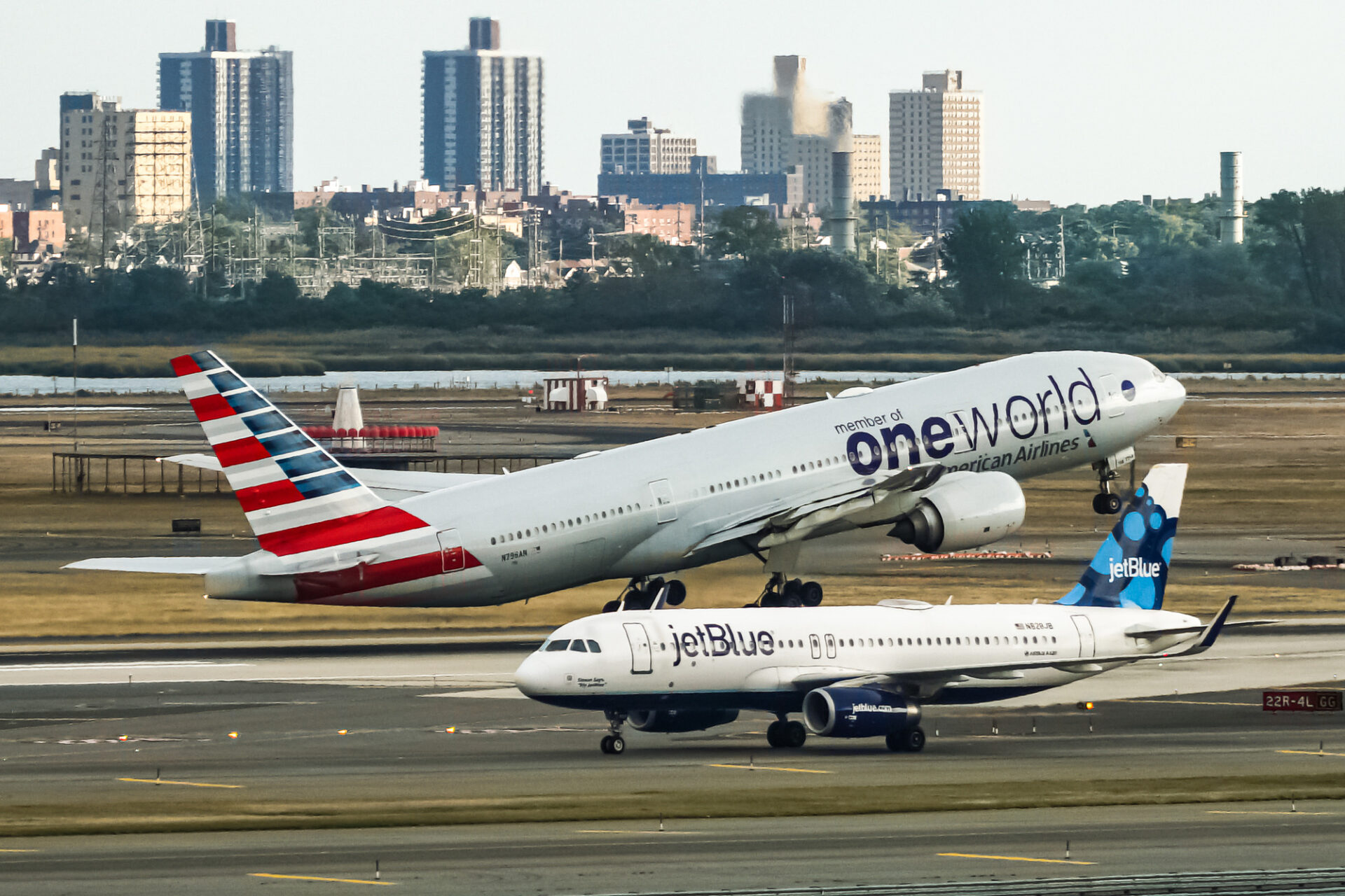 American Airlines cabin crew fume at CEO while calling for new leadership
