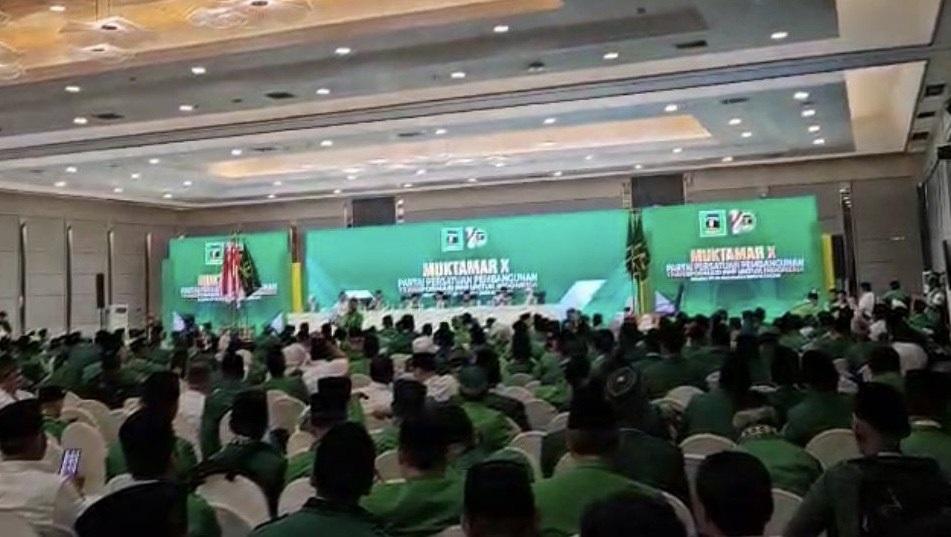 Deklarasi Aklamasi Mardiono Dibacakan saat Peserta Muktamar Menolak LPJ Ketua Umum PPP