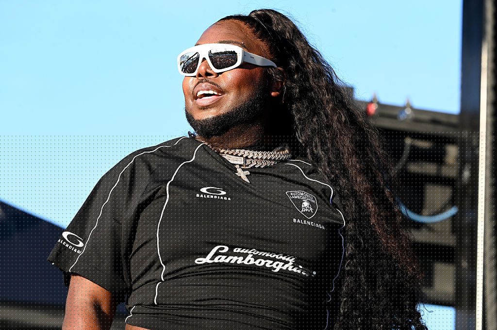Saucy Santana Shocks Fans With Update After Allegedly Leaving Waffle House On Stretcher For Medical Emergency