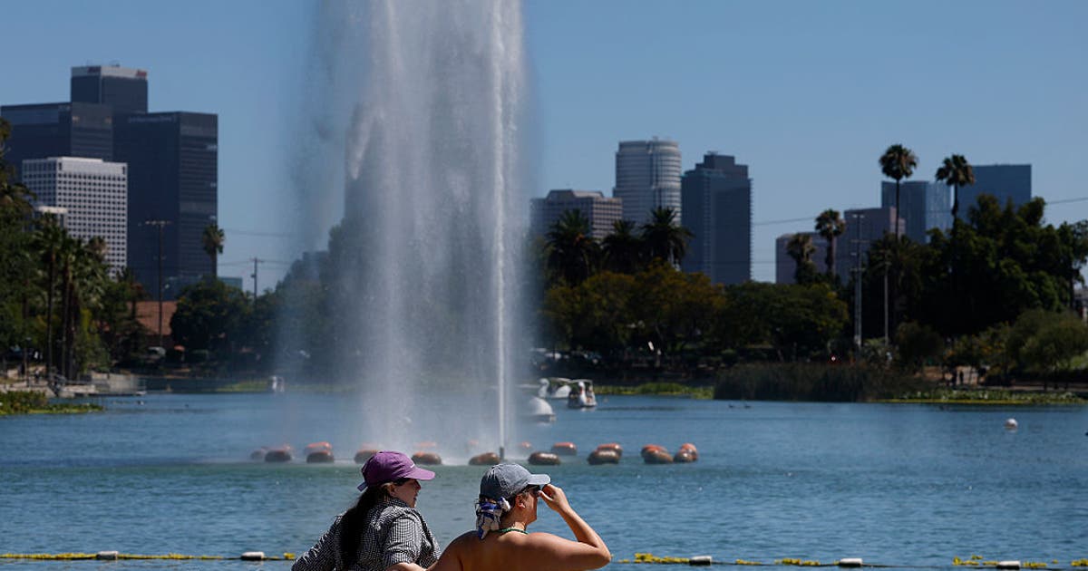 Southern California weather: Extreme heat, high surf to dominate over the weekend
