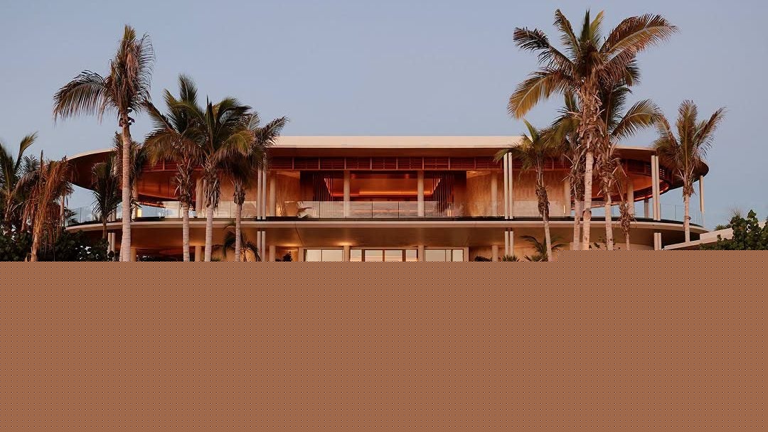 YouTube hotel reviewer says new luxury resort barred him, called police
