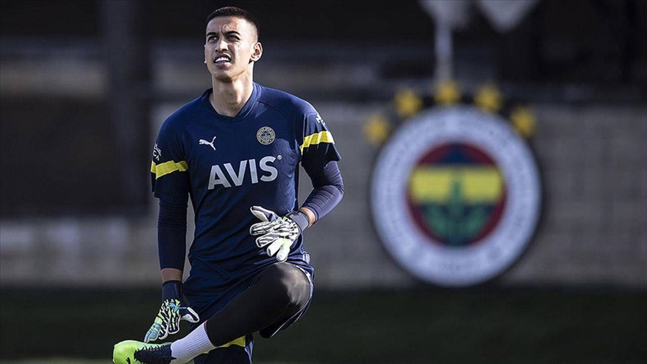 Fenerbahçe'den İrfan Can Eğribayat açıklaması: Parmağında kırık tespit edildi