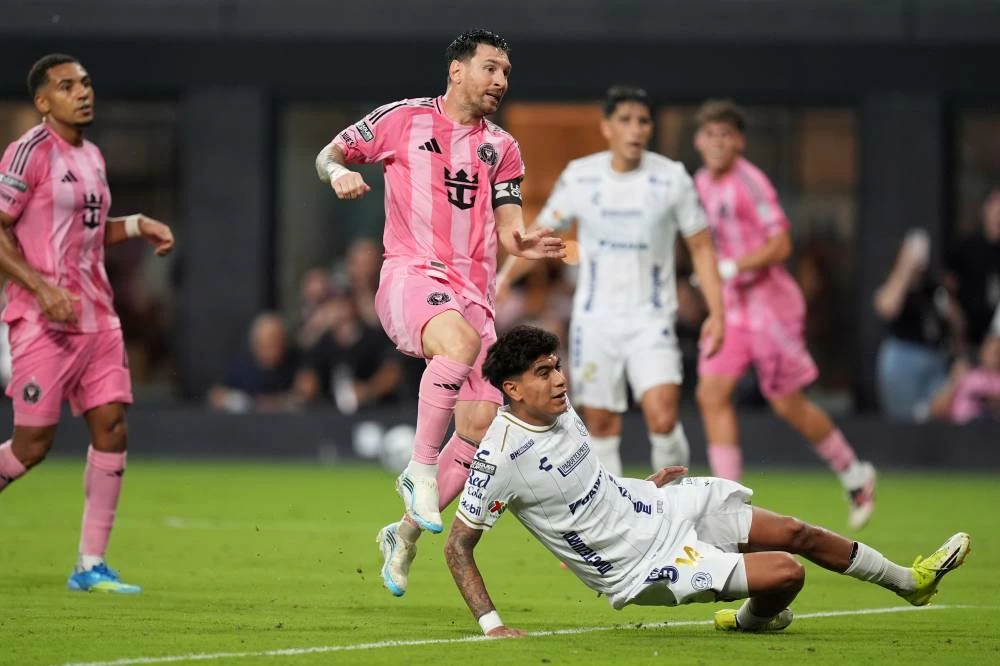 Messi scores his first 2 goals since the World Cup as Inter Miami beats San Luis 4-2