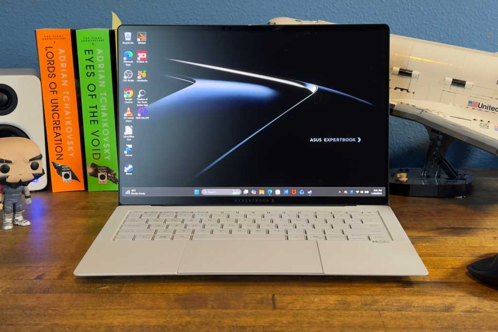 Asus ExpertBook Ultra review: Panther Lake makes it fly