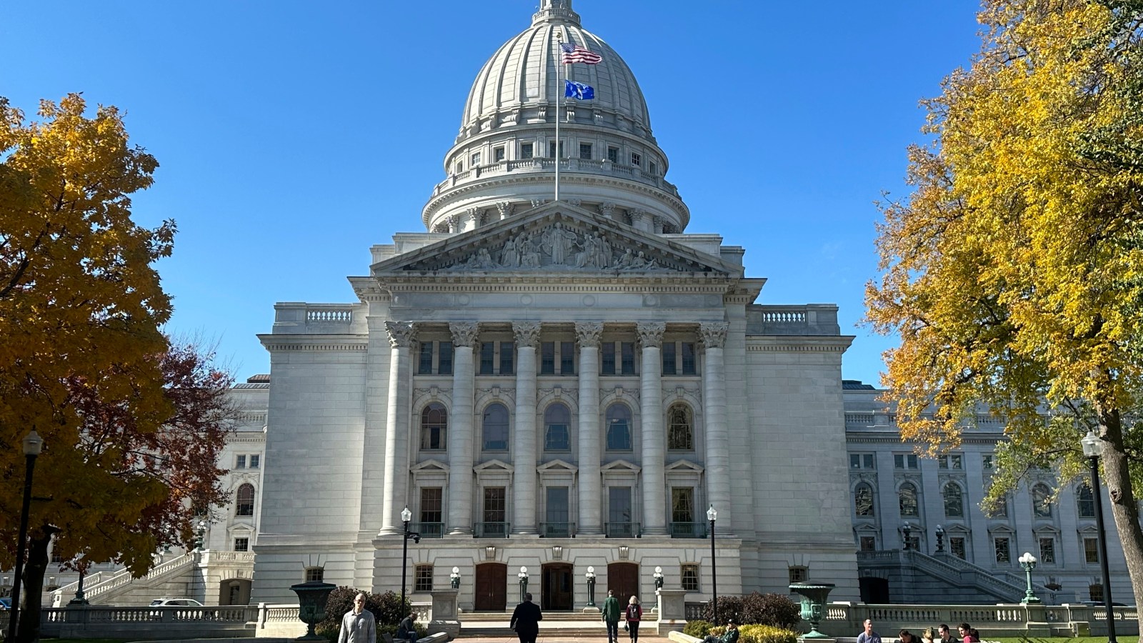 Crucial swing state showdown in Wisconsin sees numerous candidates seeking Governor’s seat