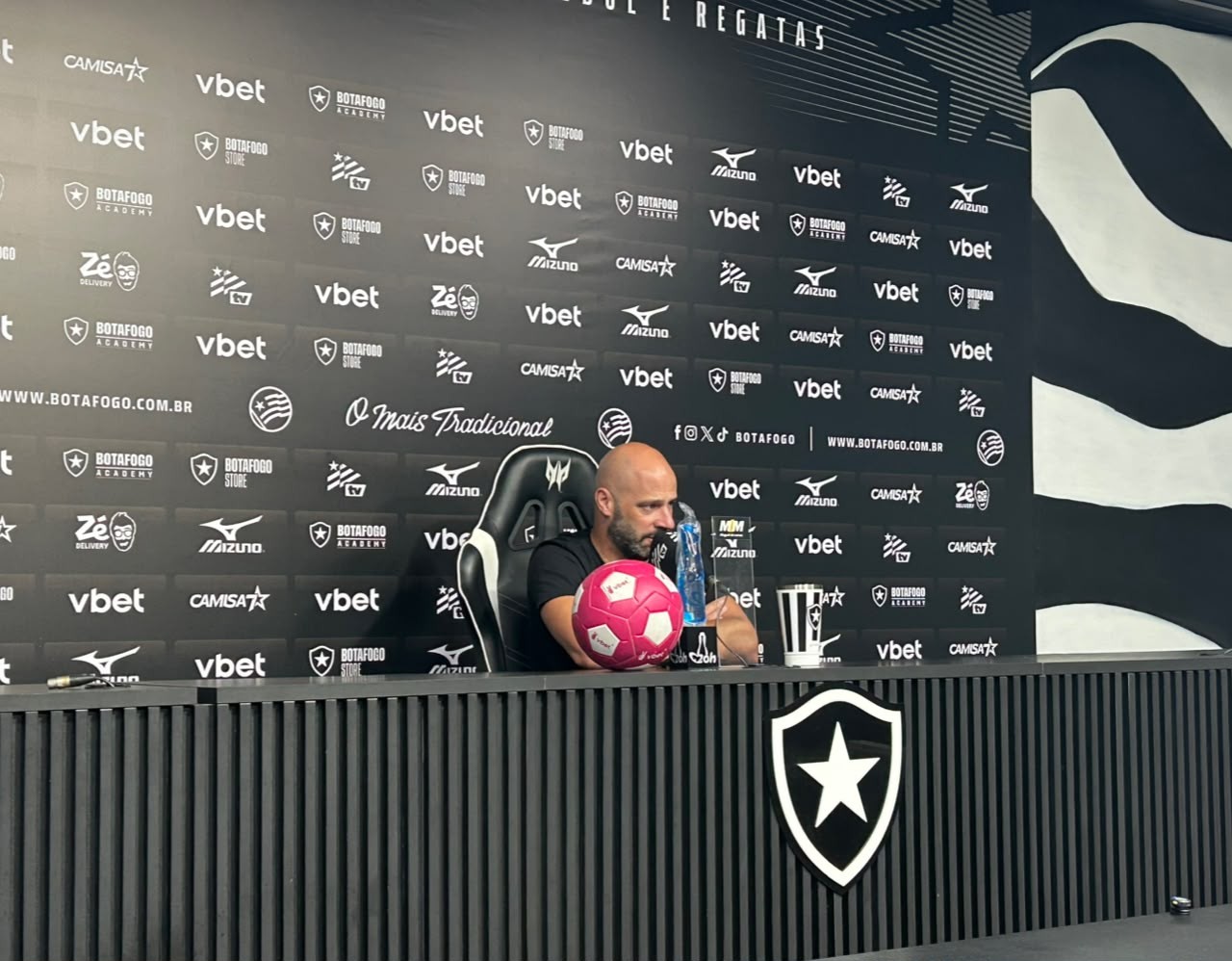 Franclim assume responsabilidade por atuação do Botafogo: 'Estivemos abaixo do que queríamos'