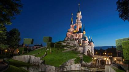 Comment on Disney fans petition for Disneyland in Australia by David