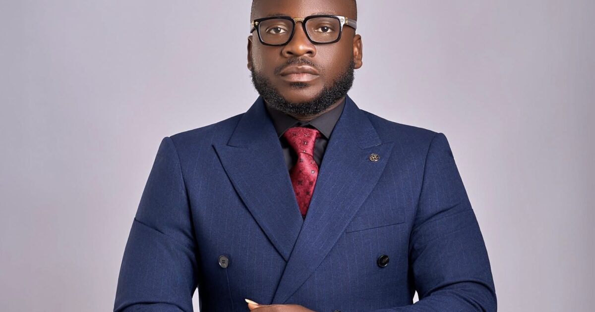NPP government supported comedians more than NDC – Lekzy DeComic
