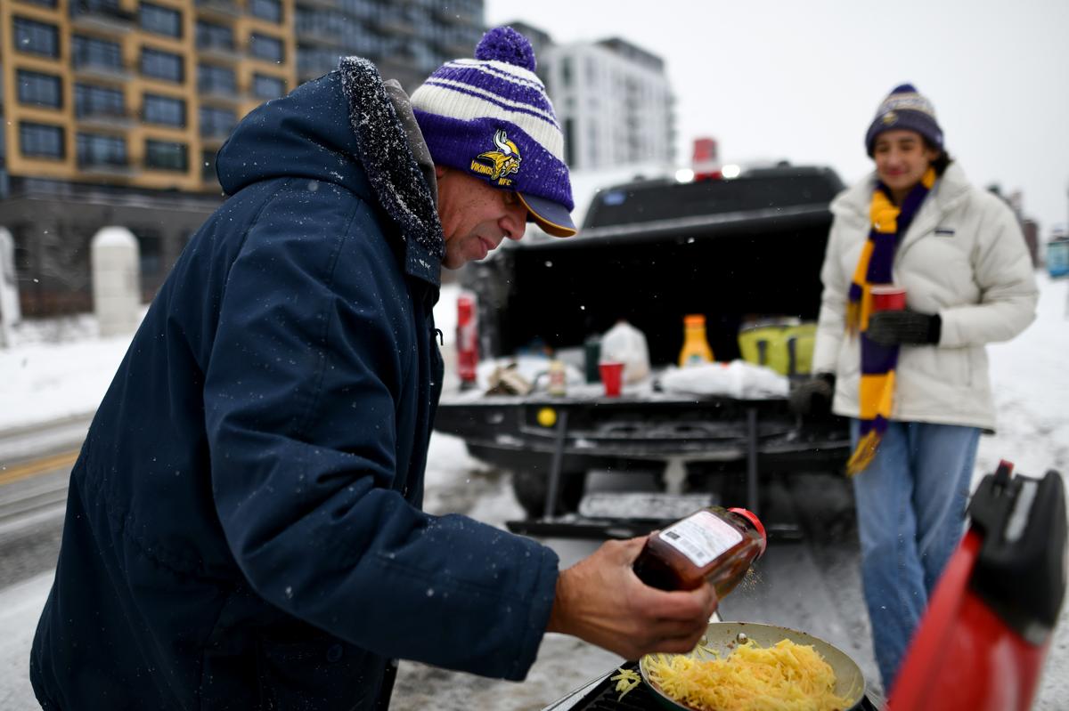 Remember Tailgating At The Metrodome? Here’s What It Costs Now In Minnesota