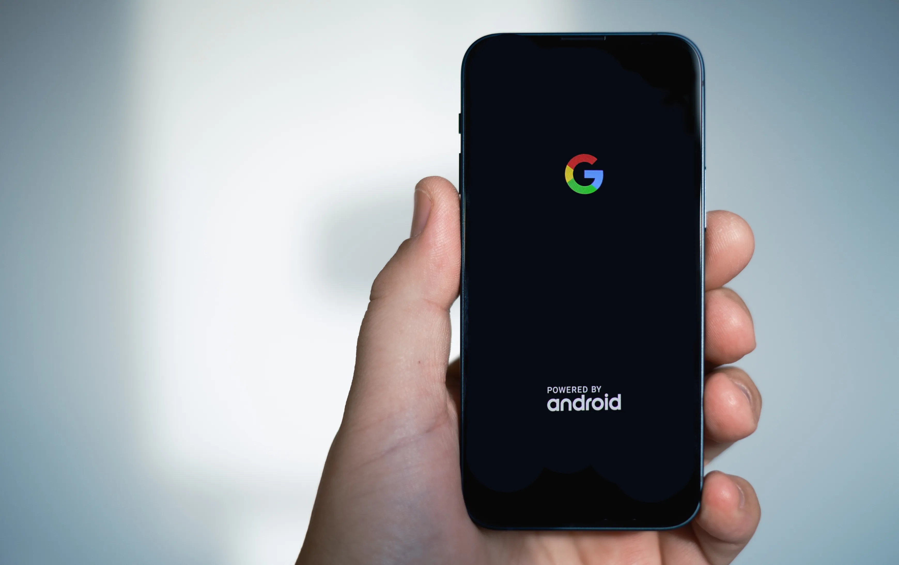 I want an iPhone Mini-sized Android phone