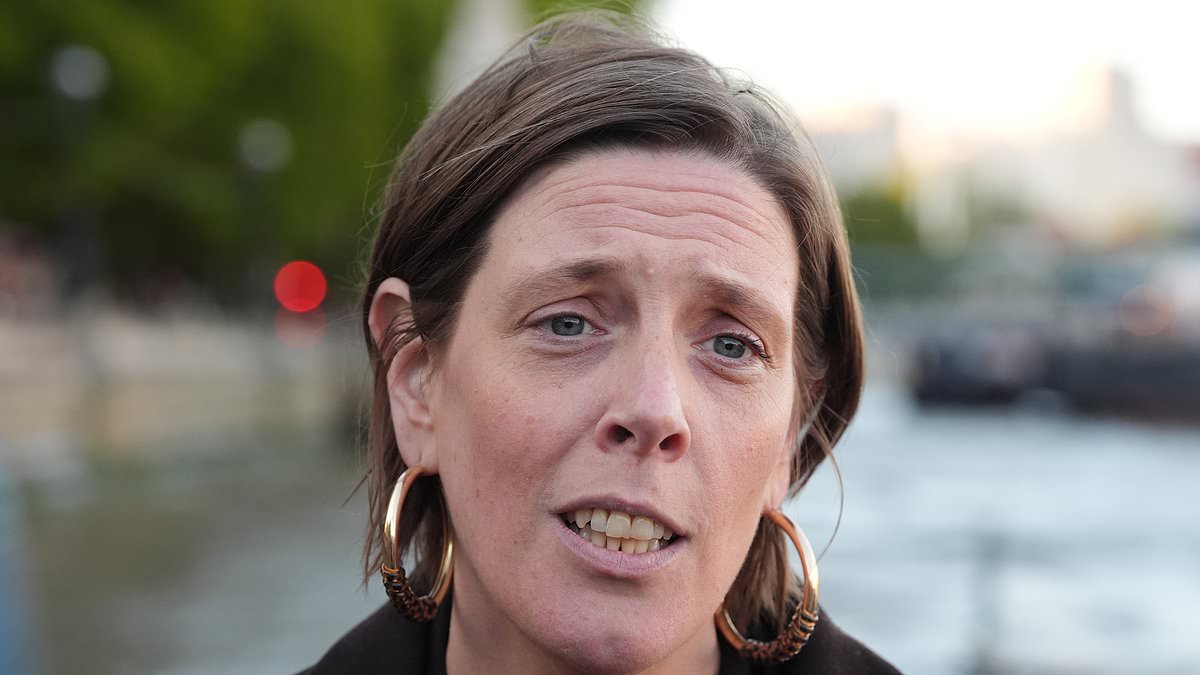 Labour failing women and girls with early release scheme, former Home Office minister Jess Phillips warns