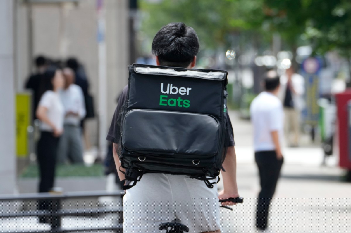 Uber Eats expande su red de reparto de comestibles en Estados Unidos
