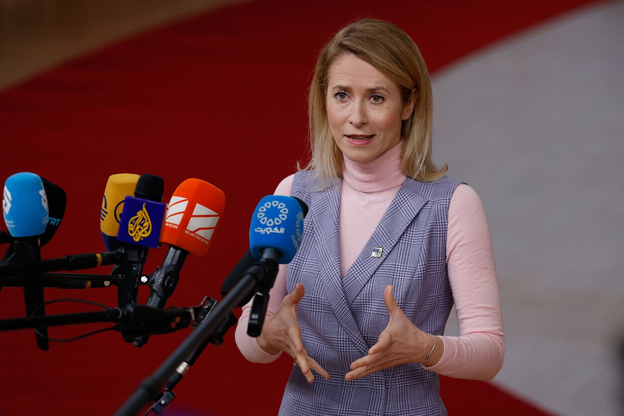 Kallas: ES tikriausiai įtrauks Irano Revoliucinę gvardiją į teroristų sąrašą