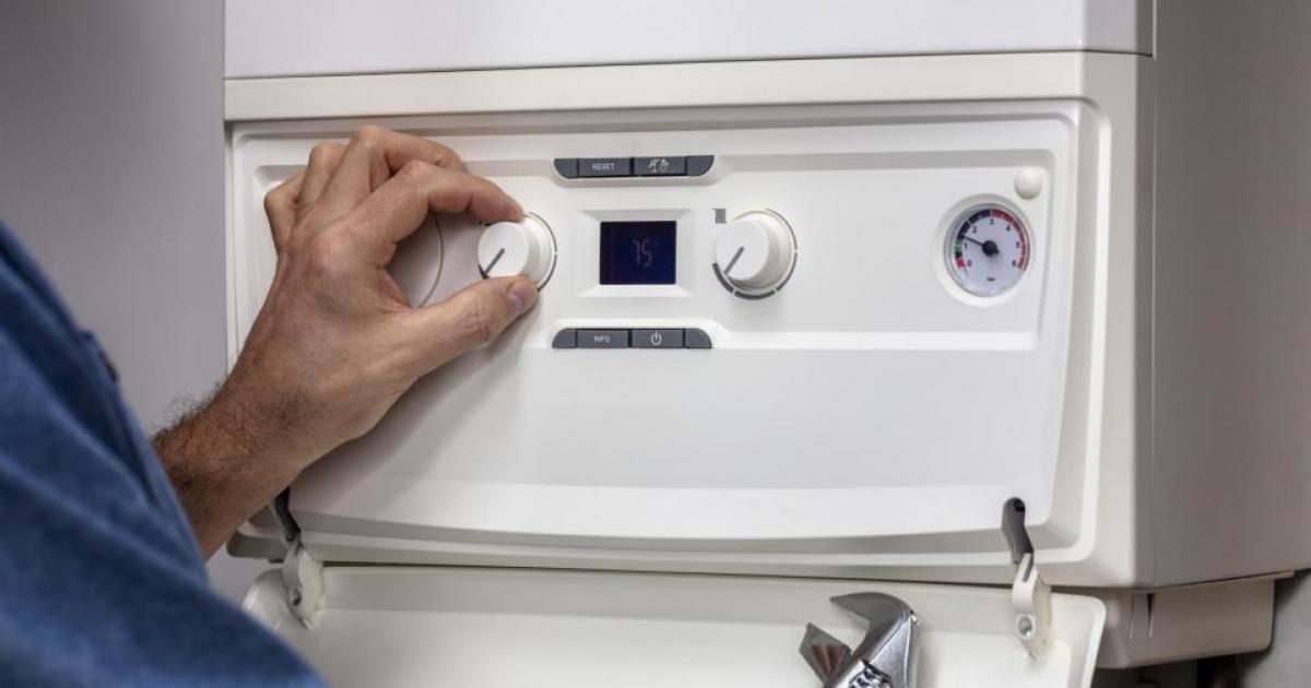 Warning over rogue traders exploiting home energy upgrade schemes