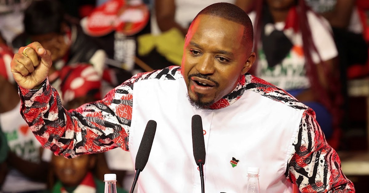 Activist BONIFACE MWANGI reveals he was offered money to testify in favor of RUTO and UHURU at ICC - “I wouldn’t have taken it”