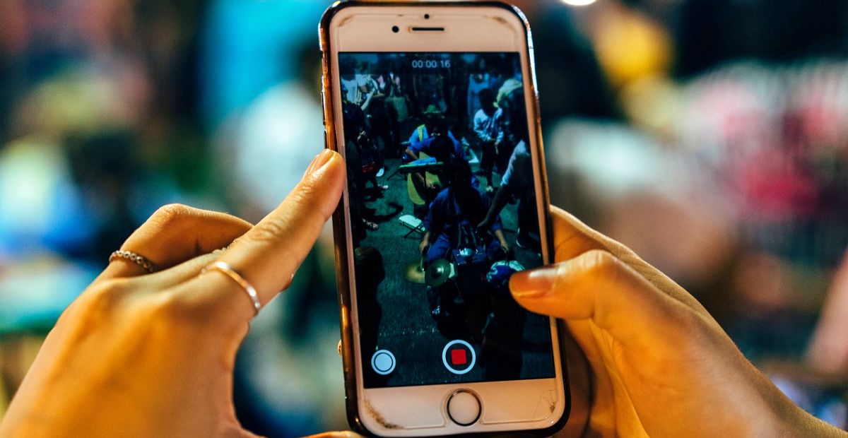 TikTok Denies Accusations of Blocking Results for ICE and Epstein – Reveals The Real Problem