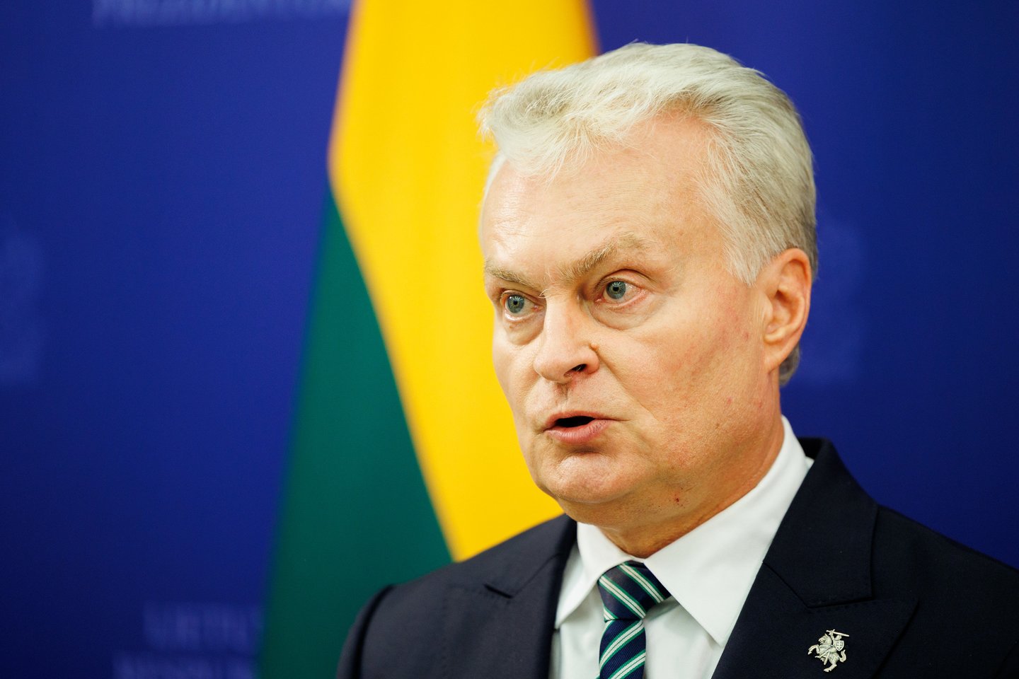 Po tarnybų sprendimo dėl L. Volkovo – G. Nausėdos reakcija