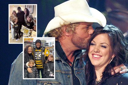 Toby Keith’s Daughter Kept His Tradition Alive With Her Steelers Game Tribute [Watch]