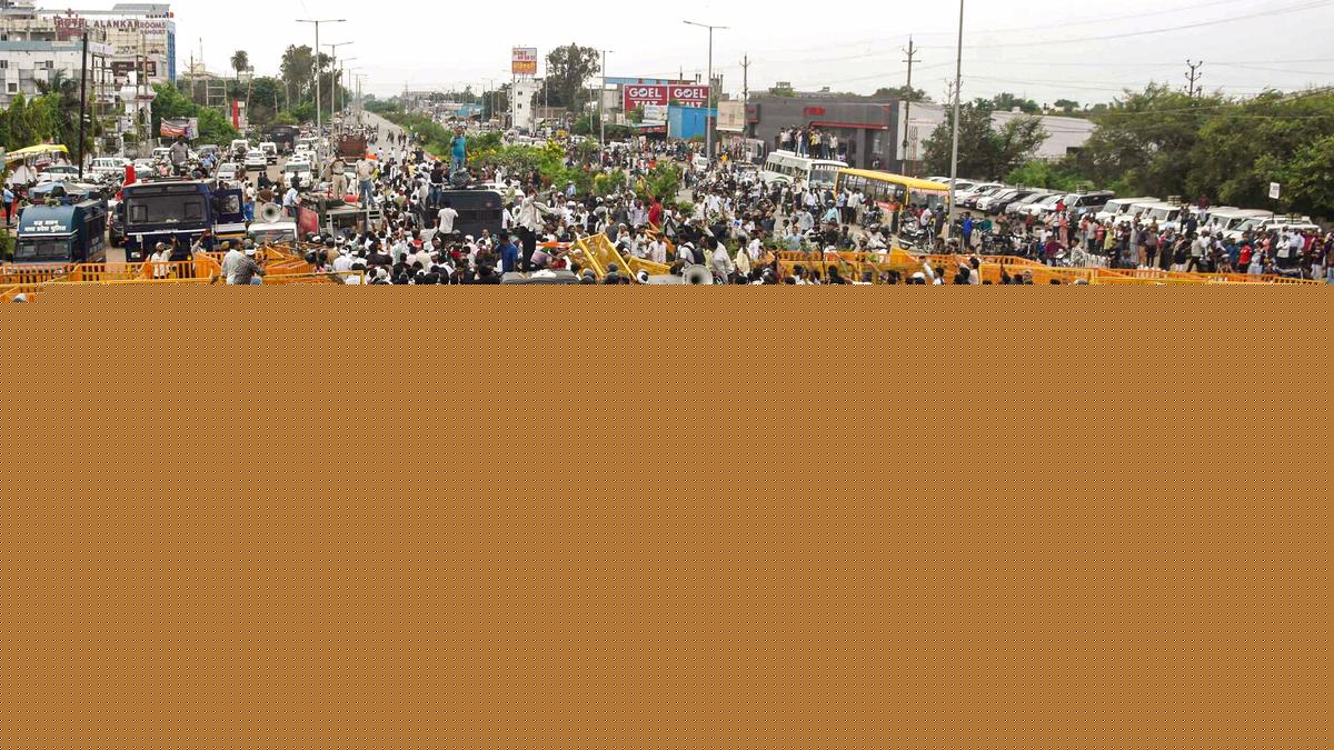 Madhya Pradesh farmers protest: Govt raises moong procurement limit to 60%, suspends e-token system
