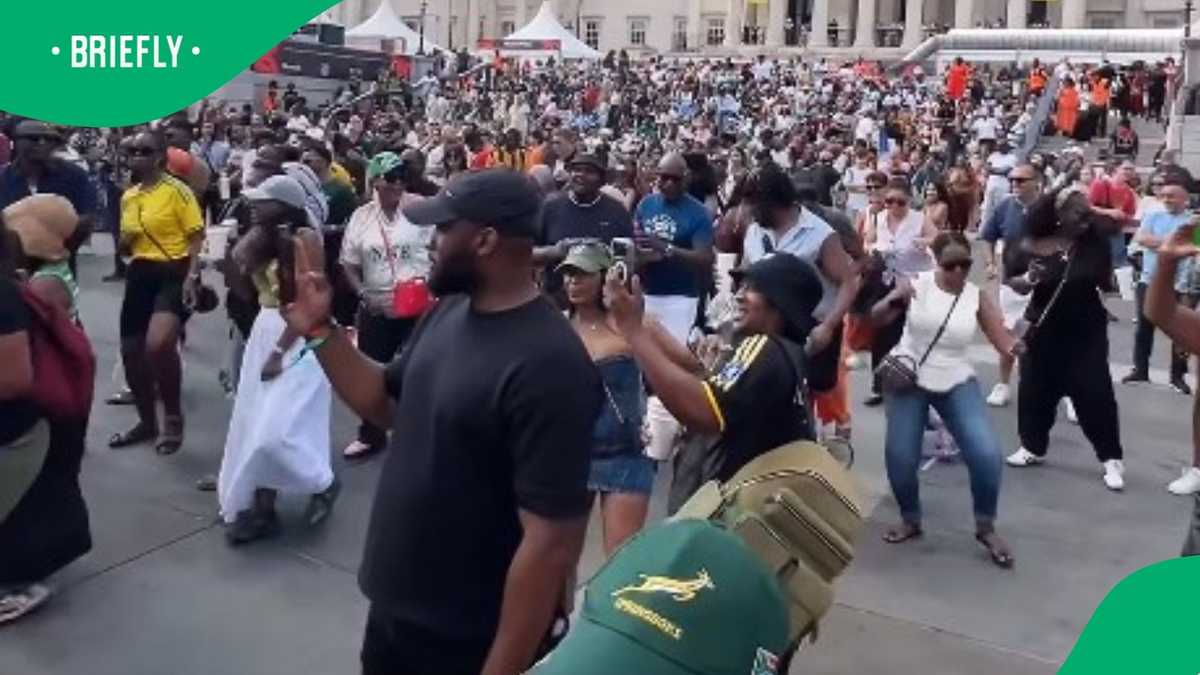 Video: South Africans celebrate Mandela Day with joy in London