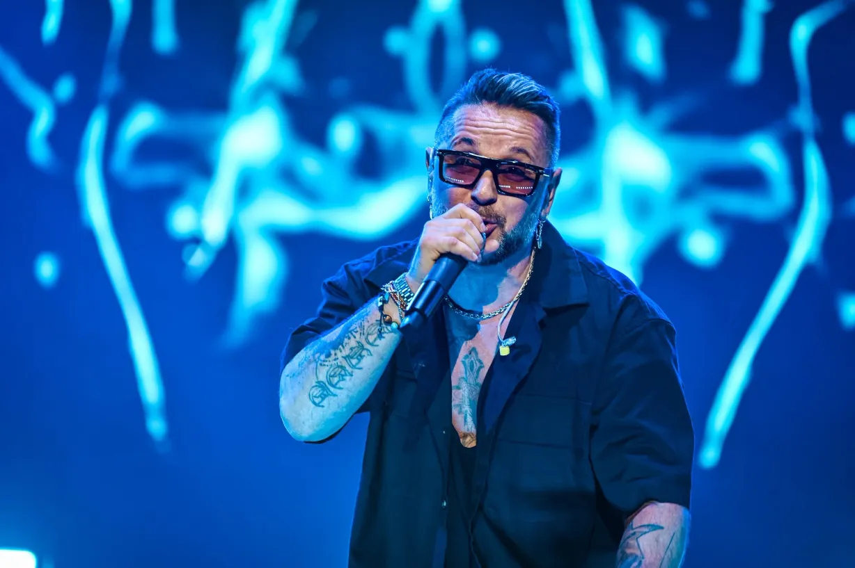 Comment on Majka, a rapper critical of Orbán, received murder threats from Transylvanian Hungarian: historic decision made by Larry
