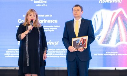Cosmin Marinescu, viceguvernator BNR, premiat la Gala Excelenței ”Împreună protejăm România” pentru promovarea educației financiare