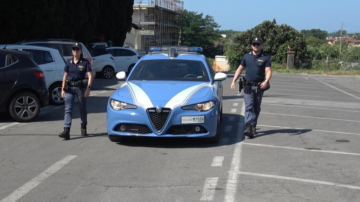 Bar chiuso dalla questura: “Pregiudicati tra i clienti“. Stop di quindici giorni
