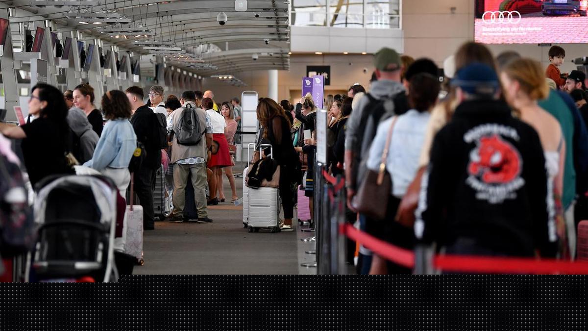 Migration plummets from post-pandemic record highs
