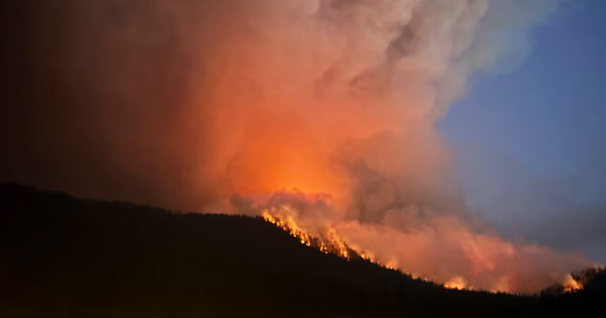 Man killed battling Wrights Spring Fire in Klamath County