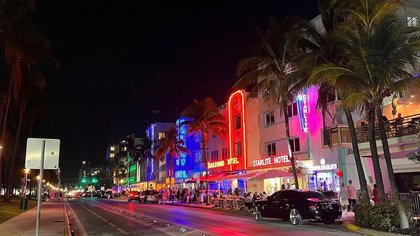 Investigan club nocturno de Miami por presunto esquema de tráfico sexual ligado a hermanos Alexander