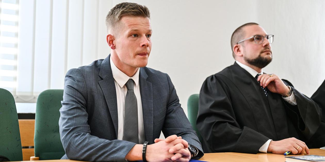 JU Erlangen lädt umstrittenen Polizisten ein - Allianz gegen Rechtsextremismus übt massive Kritik