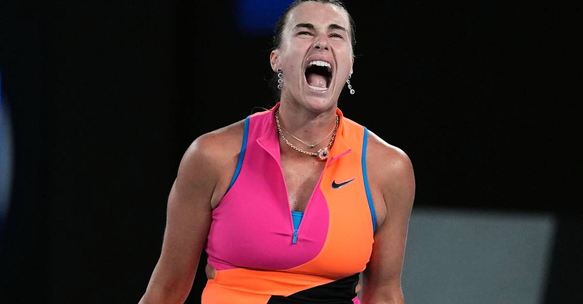 Aryna Sabalenka powers to fourth straight Australian Open final