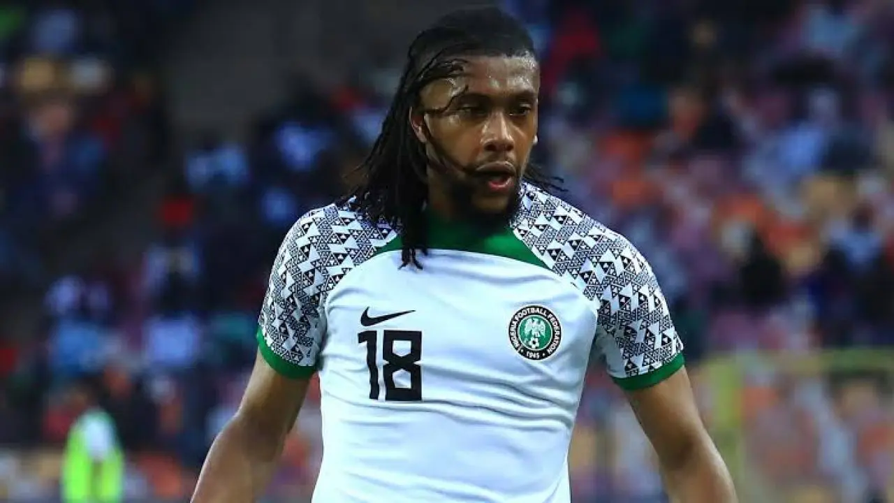 Iwobi sets new Premier League appearance record