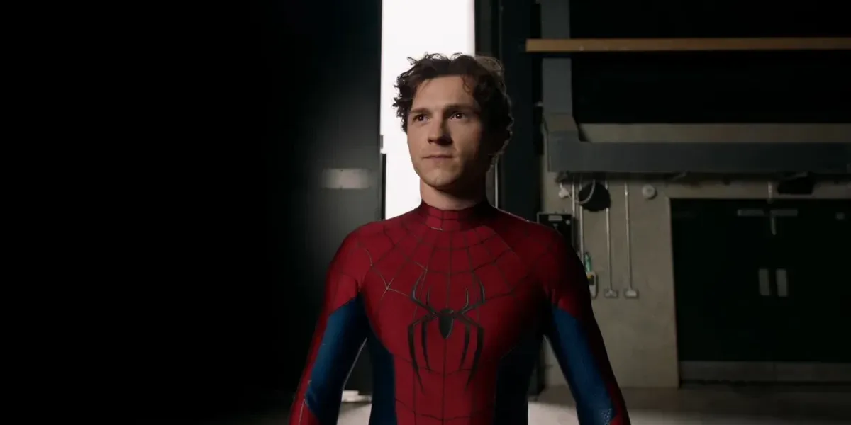 Tom Holland pritet të fitojë deri në 25 milionë dollarë nga filmi i ri "Spider-Man", i cili po thyen rekorde në kinema