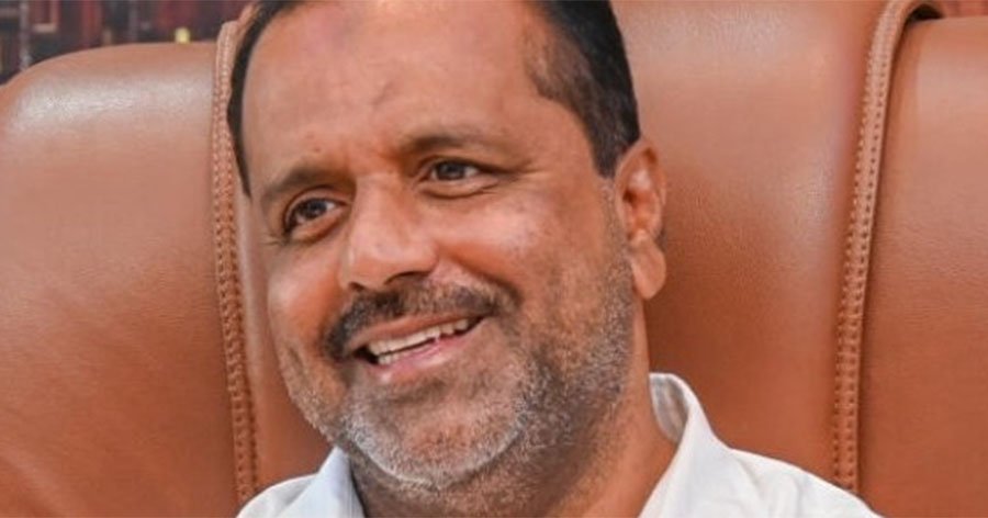 19 ministers for 15 southern districts, 13 for 13 northern districts; UTK lone minister from 3 coastal districts