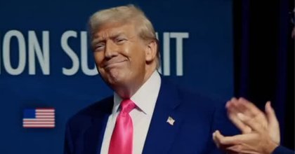 Trump’s Misogynistic Comment to Iowa Women ‘Disgusts’ the Internet – Netizens Label him “Creepy Grandpa”