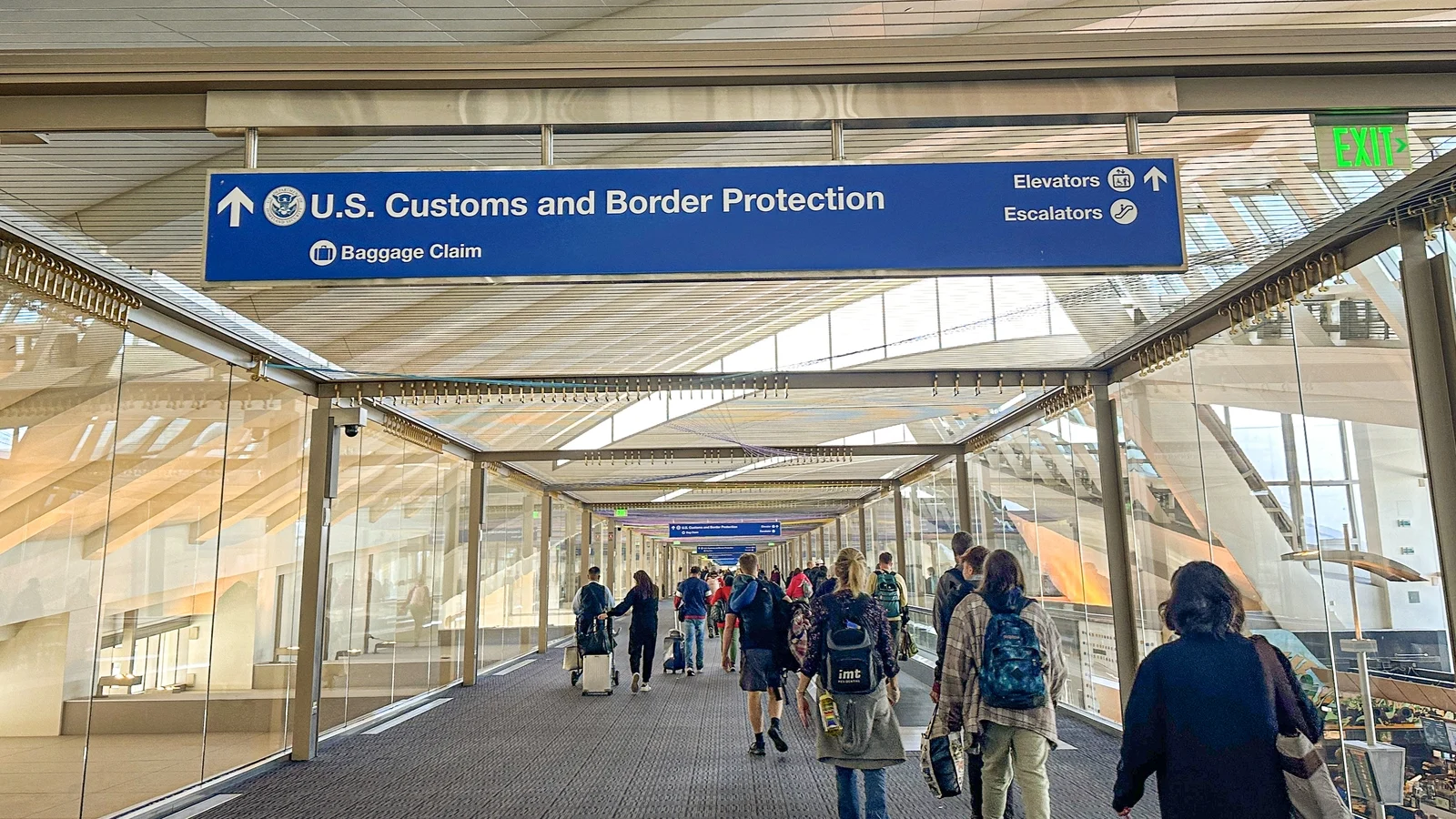 Survey: U.S. social media scrutiny threatens tourism industry growth