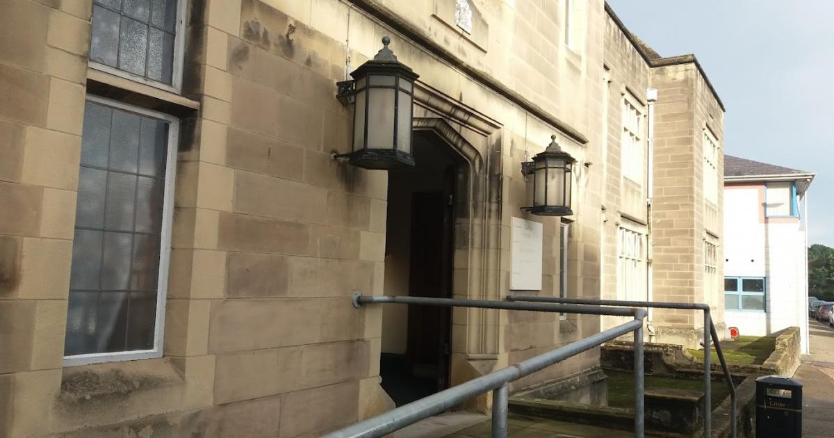 Son banned from contacting his mother for 28 days