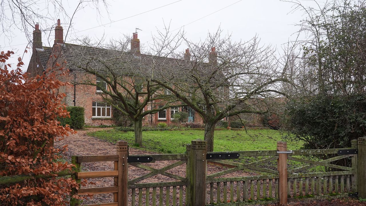 Andrew Mountbatten Windsor’s New Reported Home, Marsh Farm, Is a Boggy Exodus