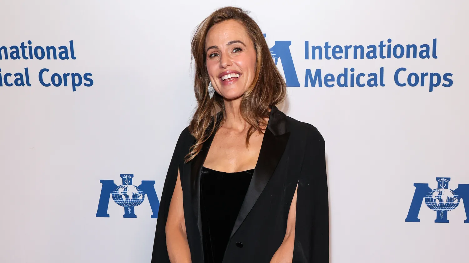 Jennifer Garner shares how Rita Wilson portrays her character’s mother in season two