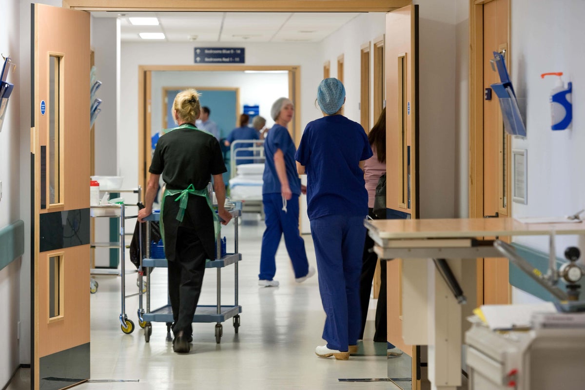 Norovirus hospital cases hit new winter high