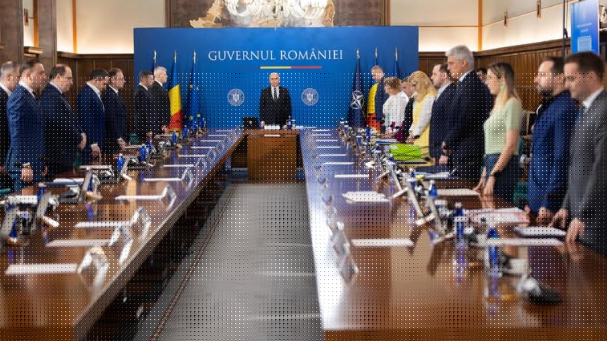 A venit evaluarea: Fitch a menținut raitingul României la BBB minus. Perspectiva negativă, explicată
