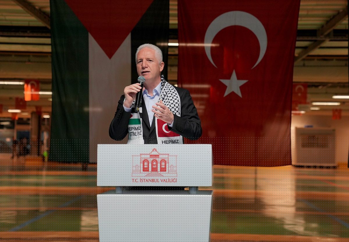 İstanbul'daki Balıkçılar Gazze İçin Bir Günlük Hasılatını Bağışladı