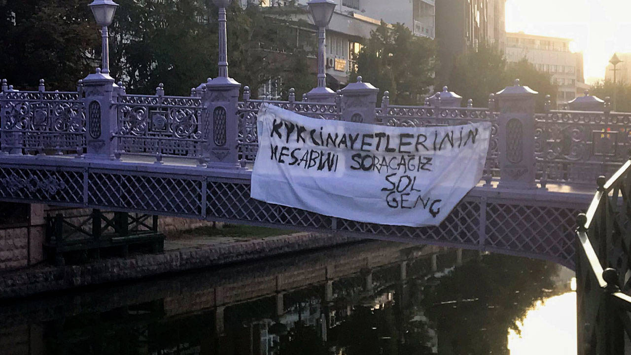 Eskişehir SOL Genç'ten pankartlı protesto: ''KYK cinayetlerinin hesabını soracağız!''